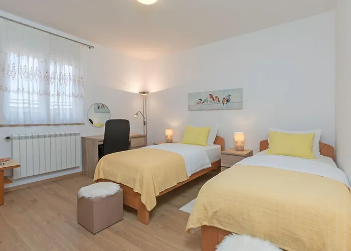 Oliva By Interhome Apartmán *