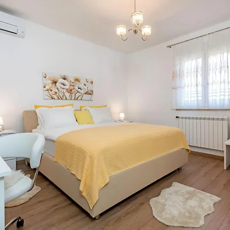 شقة Oliva By Interhome بولا